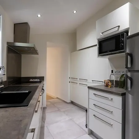 Les Classees De La Citadelle, Genoise,clim & Calme Apartament